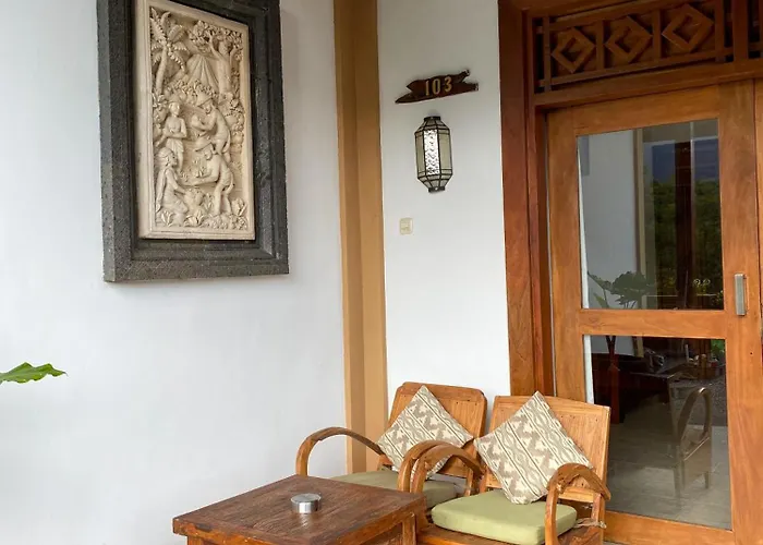 Guest house Abian Ayu 4*